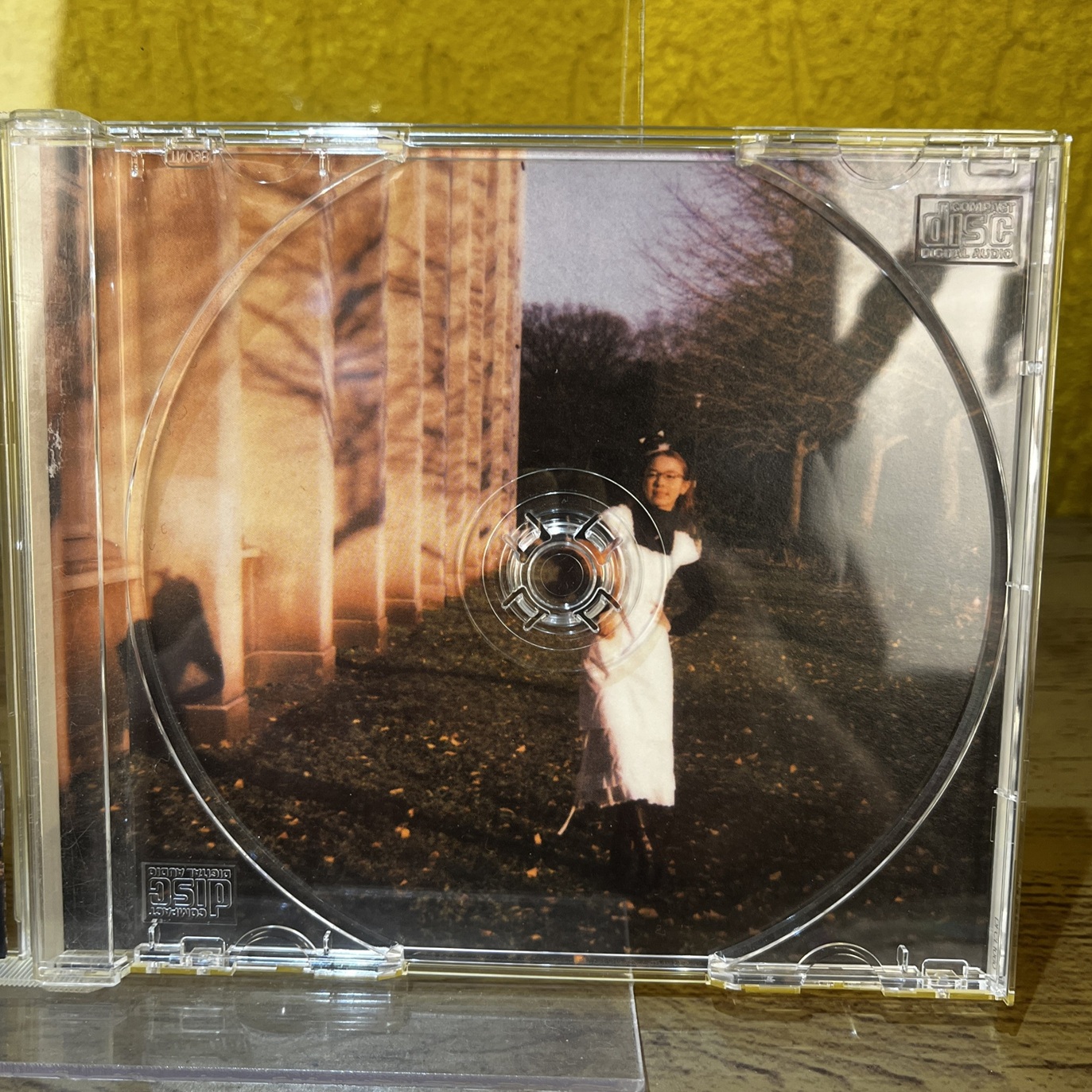 CD Tommy February6 - Imagem 7